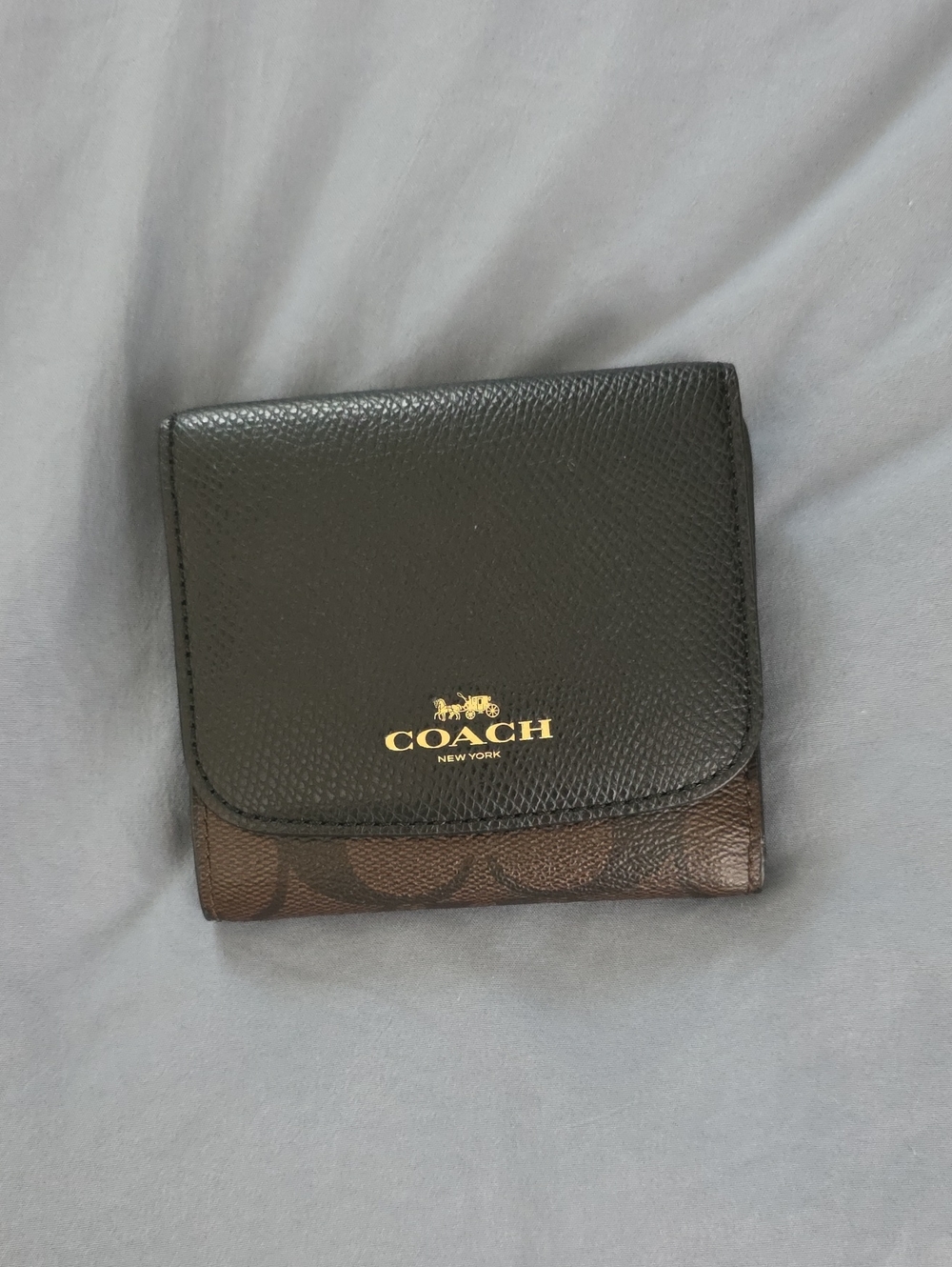 COACH Black & Brown Signature Compact Card Holder